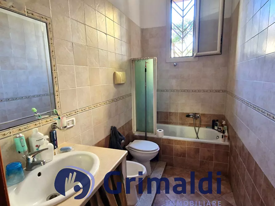 Immagine 16 di Trilocale in vendita  in Via Giacinto Gigante 10 a Napoli