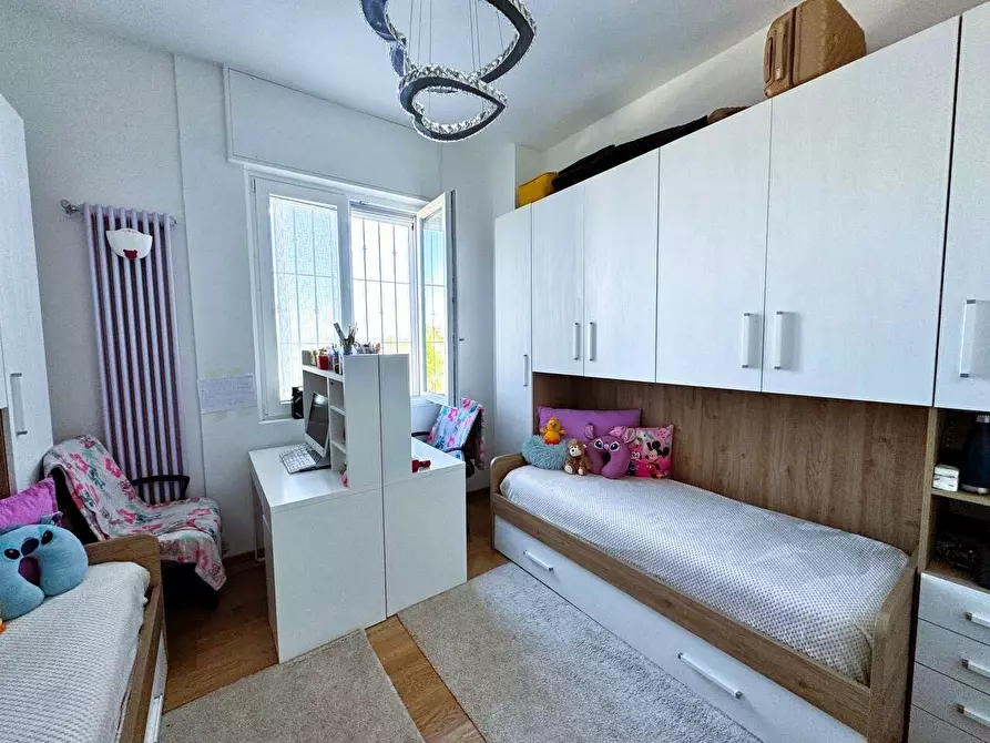 Immagine 23 di Trilocale in vendita  in Via Alessandro Manzoni 3 a Pero