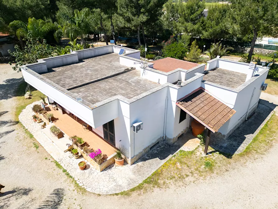 Immagine 38 di Villa in vendita  in Via Taverna 21 a Nardo'