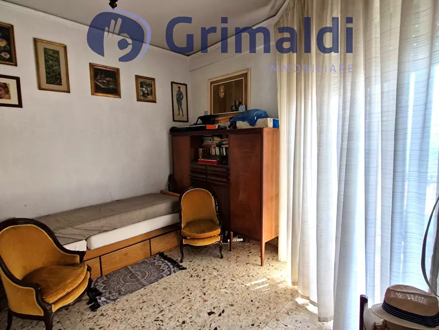 Immagine 13 di Pentalocale in vendita  in Via Filippo Palizzi 119 a Napoli