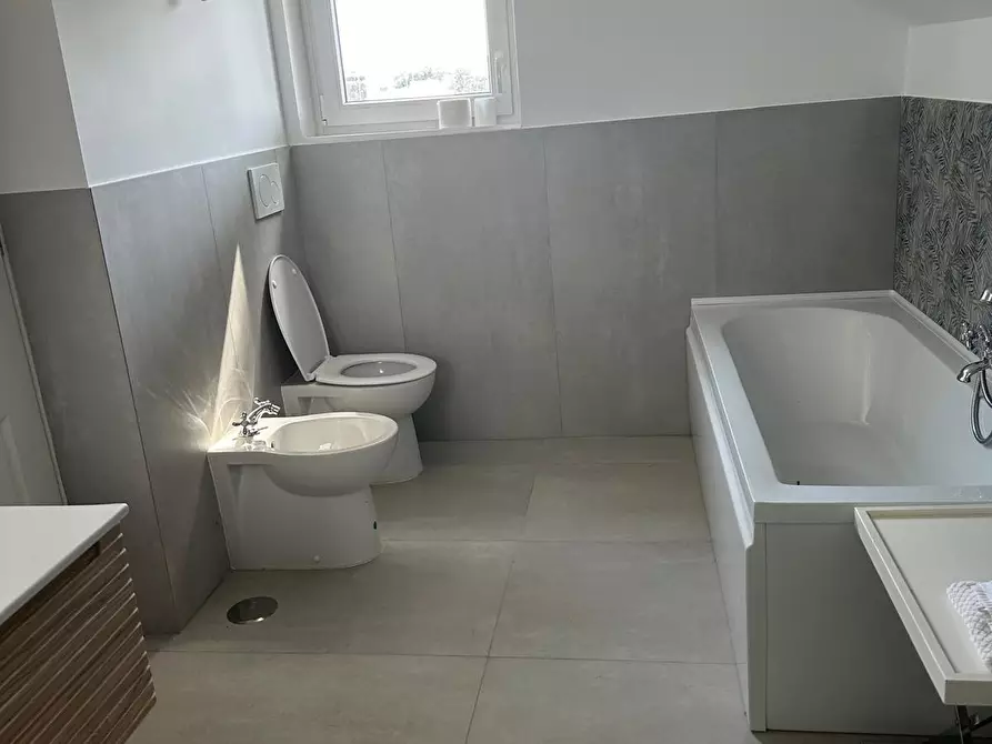 Immagine 15 di Casa trifamiliare in affitto  in Viale Grazia Fiorita 56 a Anzio