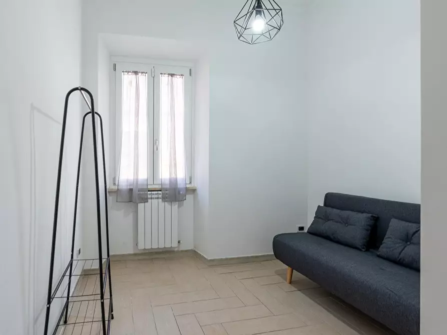 Immagine 4 di Trilocale in vendita  in Via della Folgarella 99 a Ciampino