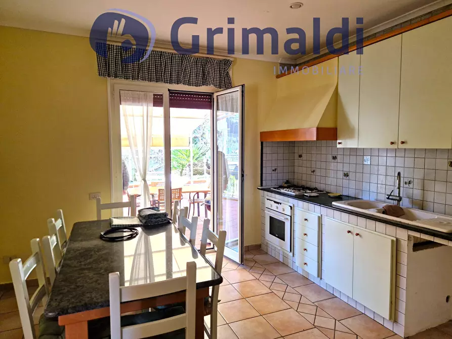 Immagine 16 di Villa in vendita  in Via Comunale Guantai Ad Orsolone 177 a Napoli