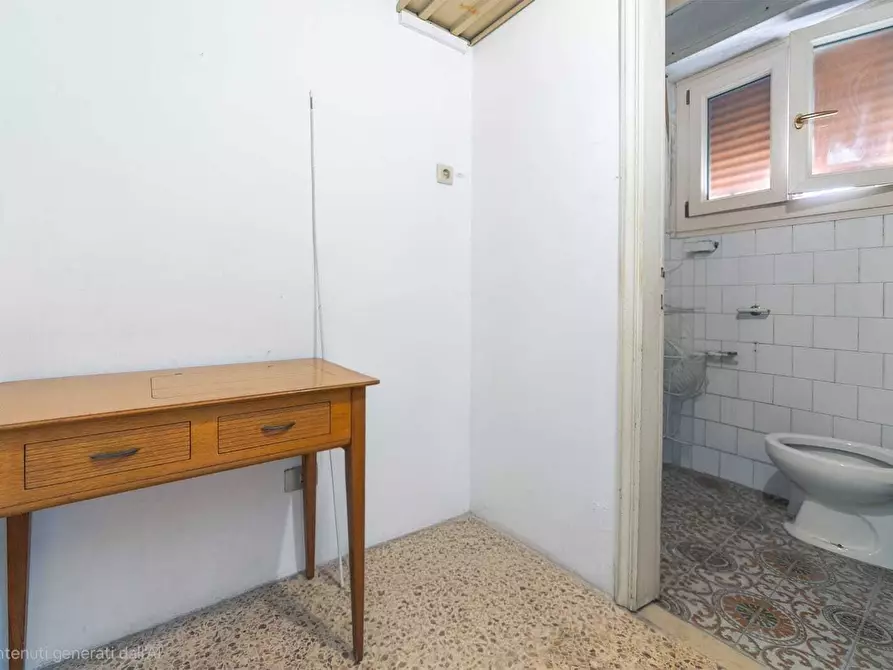 Immagine 68 di Quadrilocale in vendita  in Via Regina Elena 23 a Lecce