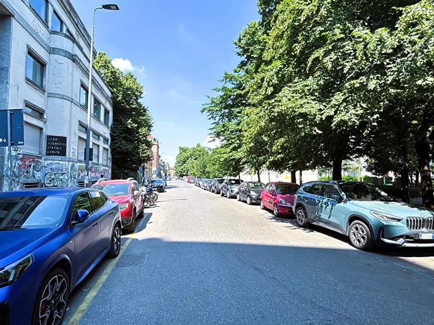 Immagine 1 di Garage in vendita  in Via Benedetto Marcello 5 a Milano