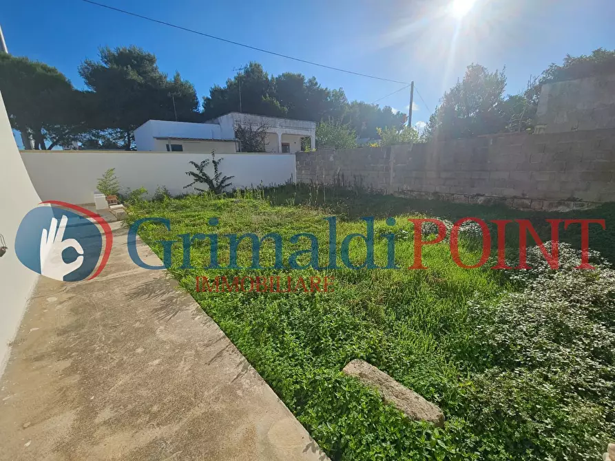 Immagine 27 di Casa indipendente in vendita  in SP366 67 a Melendugno