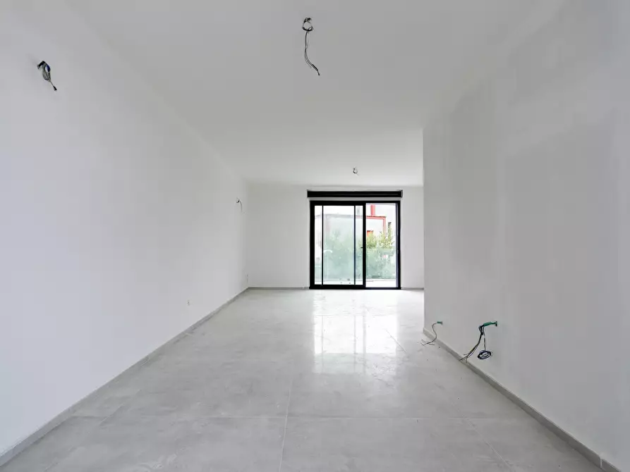 Immagine 29 di Quadrilocale in vendita  in Via Benedetto Croce 5656 a Lecce