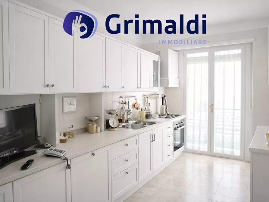 Immagine 4 di Quadrilocale in vendita  a Napoli