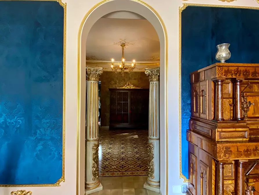 Immagine 14 di Villa in vendita  in Via Milano 6 a Dizzasco