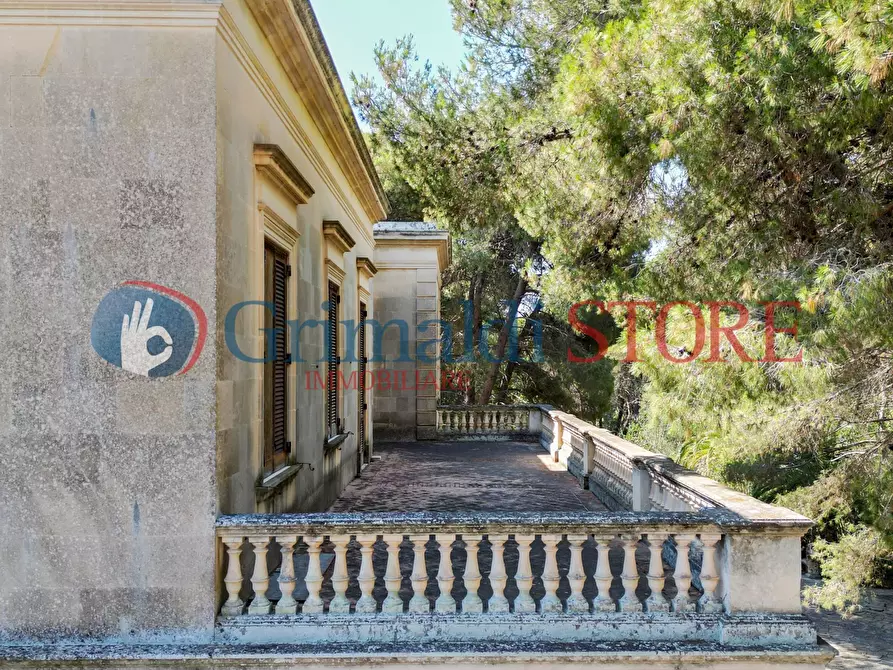 Immagine 70 di Villa in vendita  in Via Vecchia Carmiano a Lecce