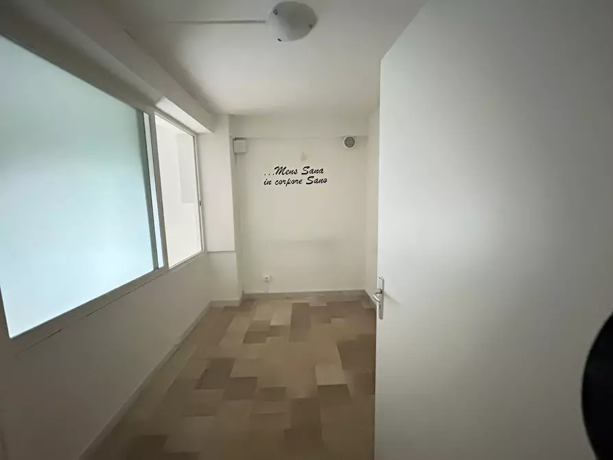 Immagine 6 di Locale commerciale in affitto  in Via dei Palumbo 43 a Lecce