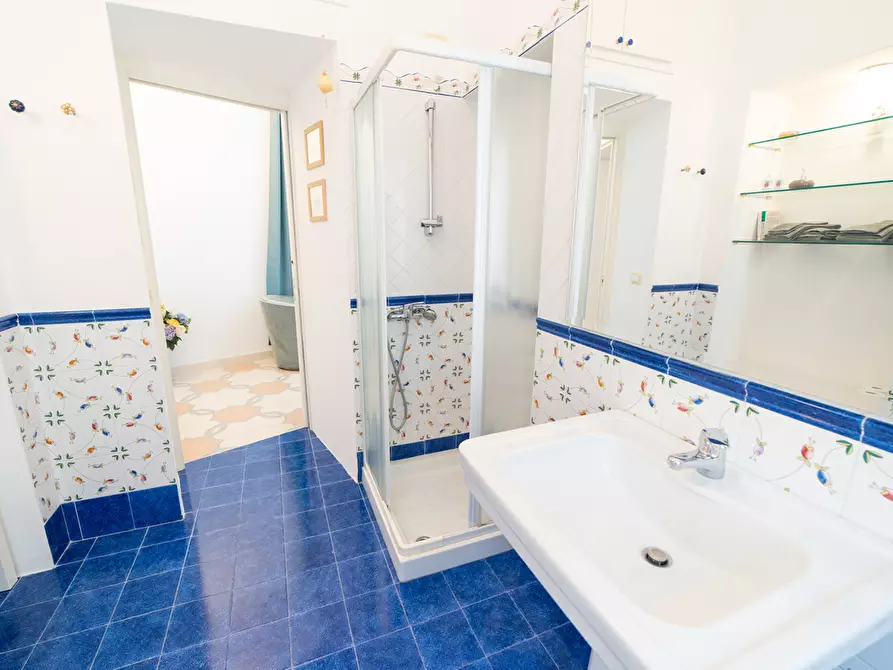 Immagine 13 di Bilocale in affitto  in Vico Storella a Lecce