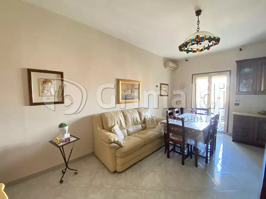 Immagine 4 di Appartamento in vendita  a Giugliano In Campania