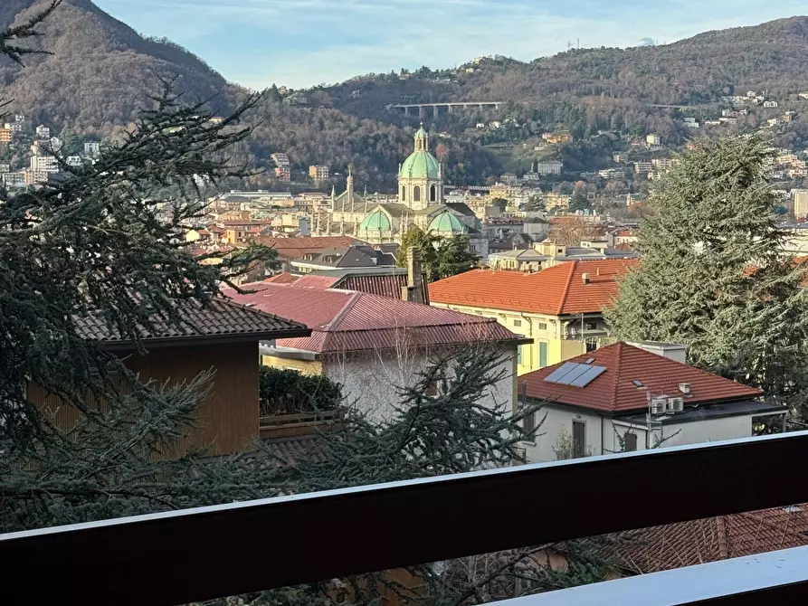 Immagine 12 di Quadrilocale in affitto  in Via Enrico Musa 4 a Como