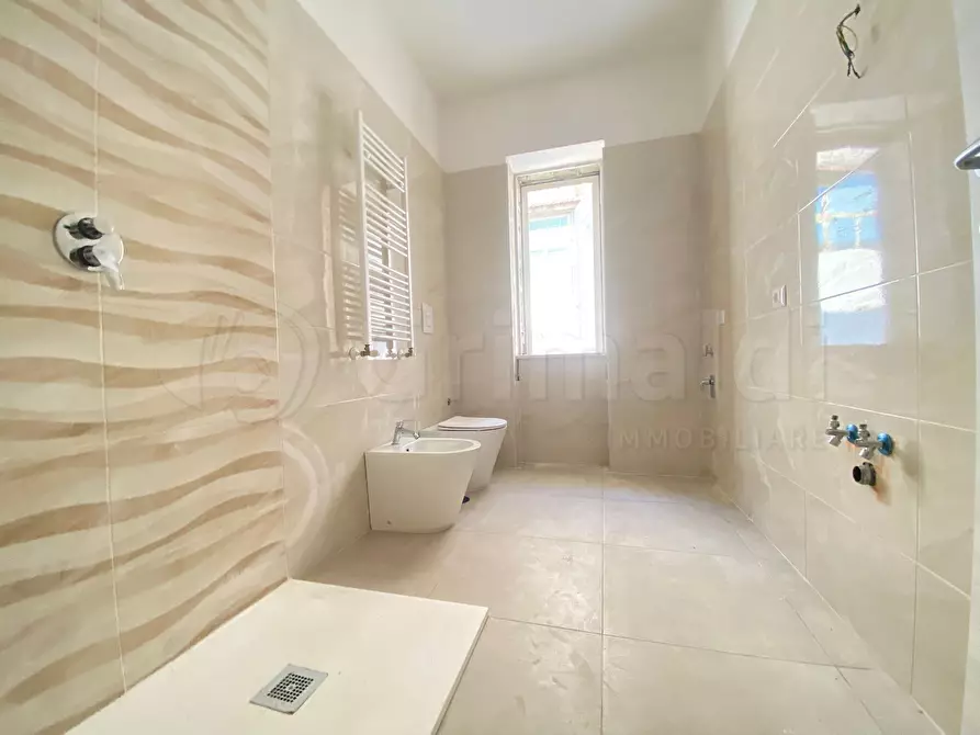 Immagine 6 di Villa in affitto  a Giugliano In Campania