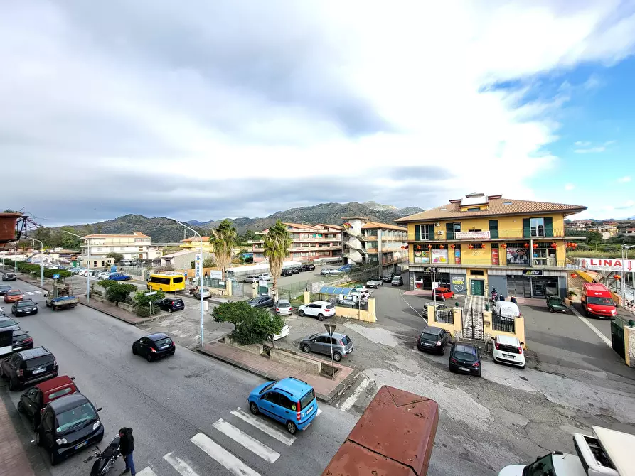 Immagine 24 di Trilocale in vendita  in Via Gaetano Donizetti 13 a Taormina