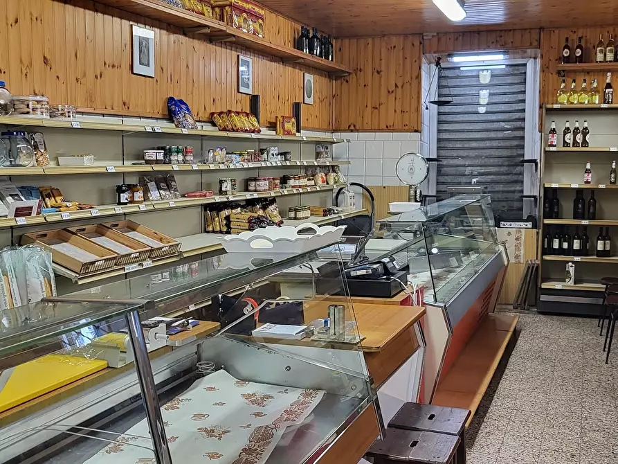 Immagine 7 di Attività artigianale in vendita  in Via Emanuele Foa a Vercelli