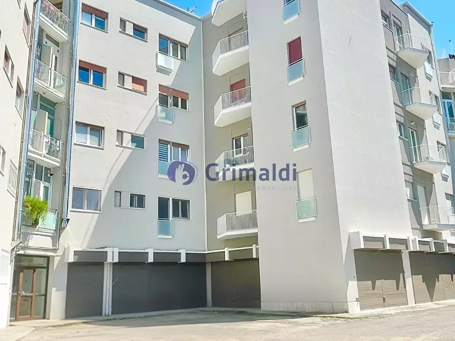 Immagine 21 di Quadrilocale in vendita  in Via Regina Elena 23 a Lecce