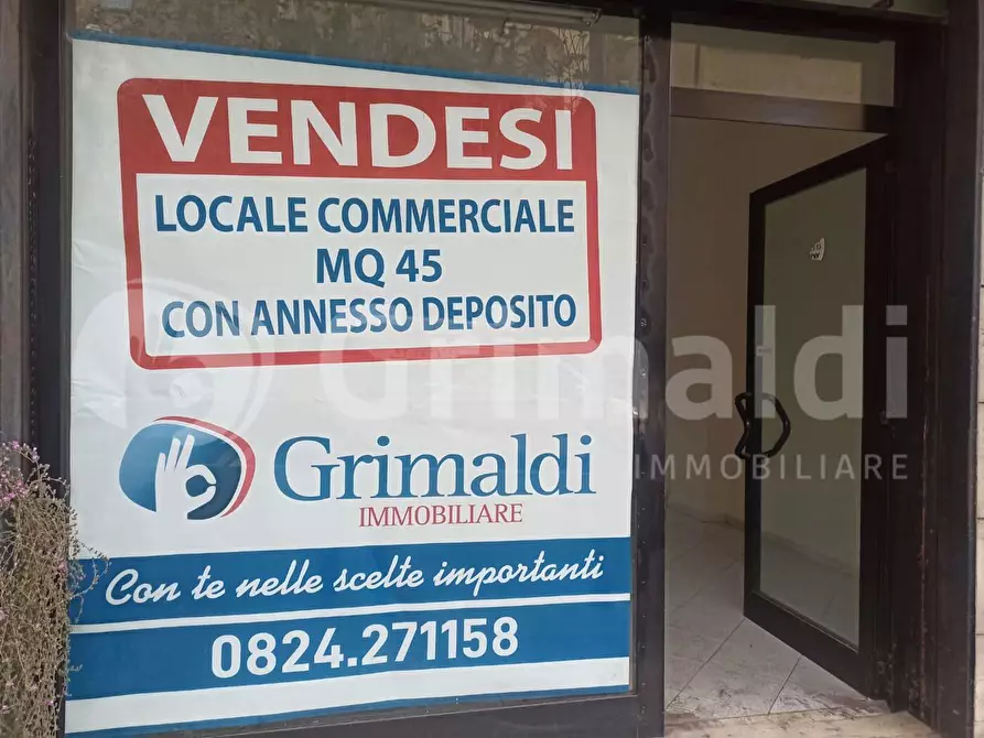 Immagine 7 di Locale commerciale in vendita  in Via delle Puglie snc a Benevento