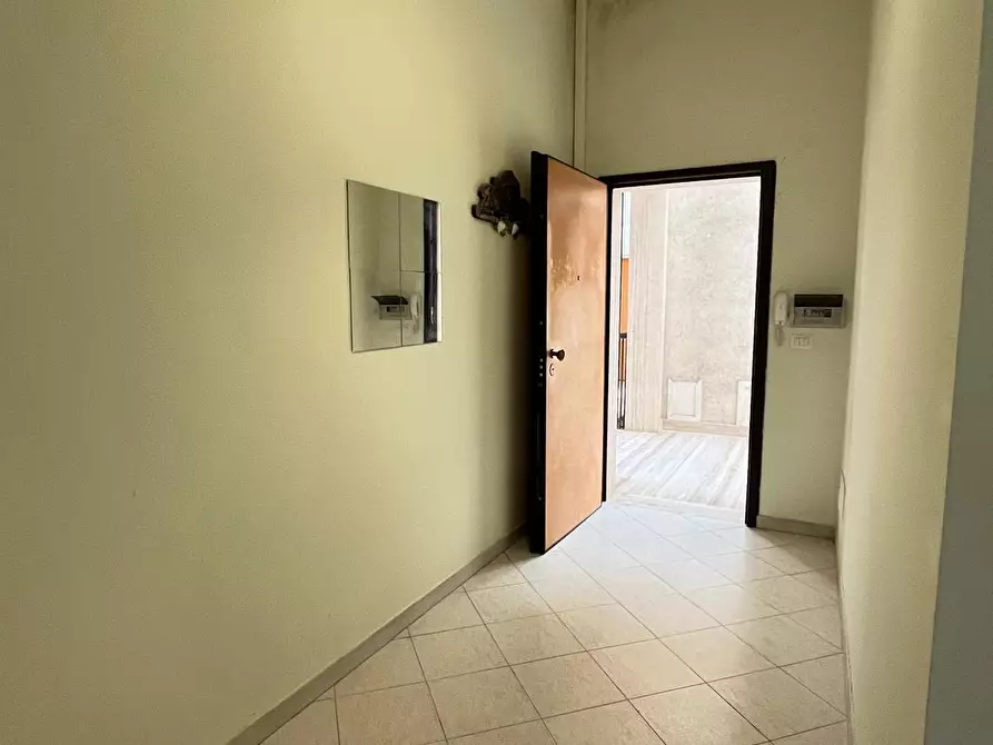 Immagine 15 di Bilocale in vendita  in Via Alcide De Gasperi 131 a Monteroni Di Lecce