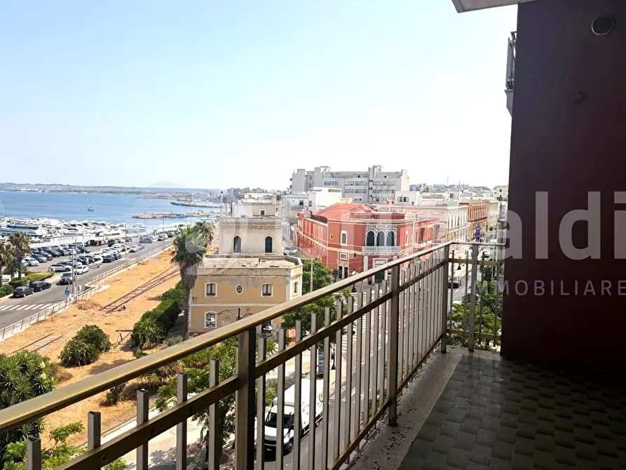 Immagine 13 di Appartamento in vendita  in Corso Roma 118 a Gallipoli