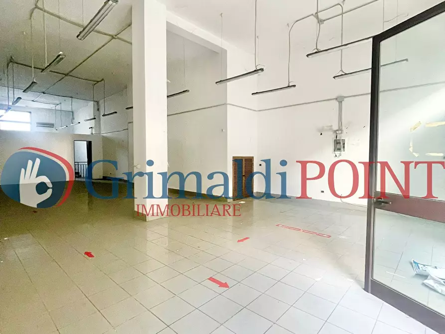 Immagine 17 di Locale commerciale in vendita  in Via Don Luigi Sturzo 53 a Lecce