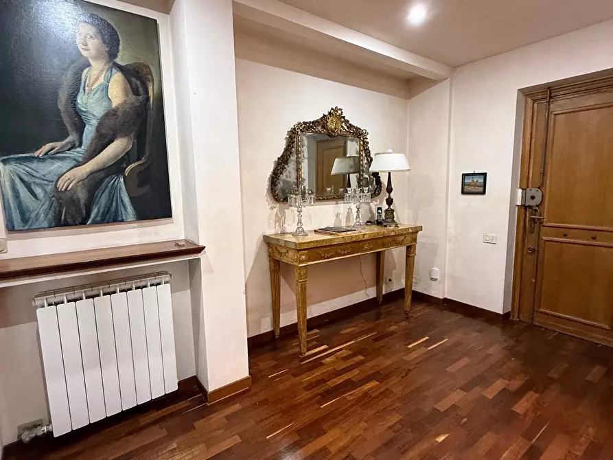 Immagine 17 di Quadrilocale in vendita  in Via Circeo 6 a Anzio