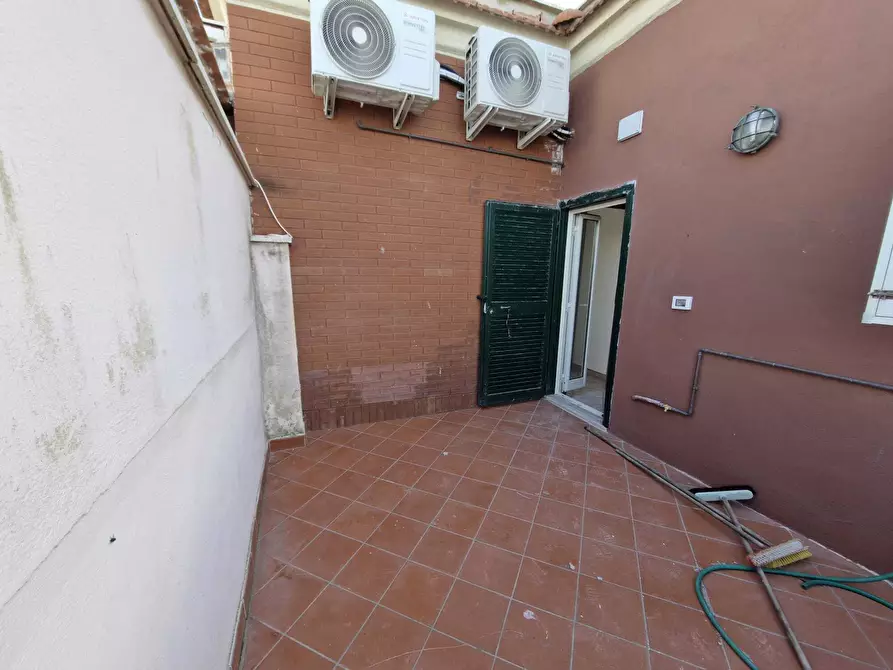 Immagine 21 di Quadrilocale in affitto  in Via Molo Innocenziano 44 a Anzio