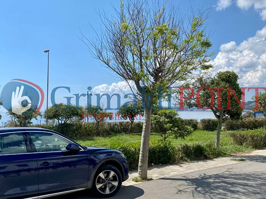 Immagine 16 di Bilocale in vendita  in Via Umberto I 76 a Santa Cesarea Terme