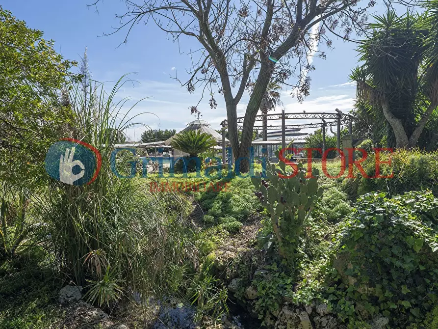 Immagine 39 di Casa indipendente in vendita  in C.S. Lu Monte 1 a Lizzanello