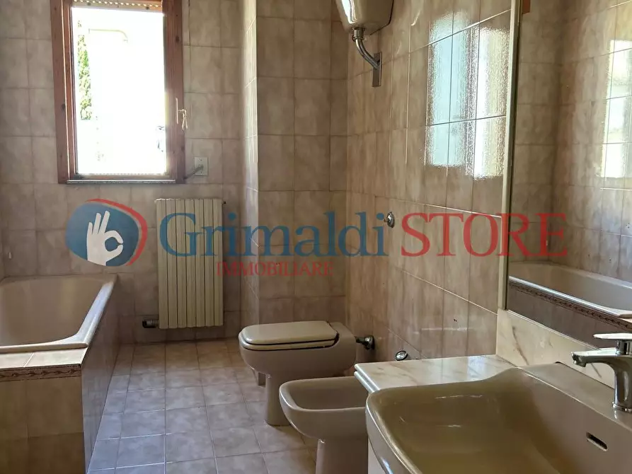 Immagine 36 di Pentalocale in vendita  in Via Giovanni Gentile 3030 a Lecce