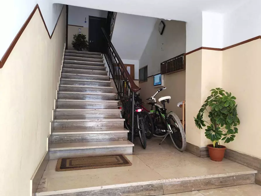 Immagine 2 di Trilocale in vendita  in Via Cristoforo Colombo 113 a Brindisi