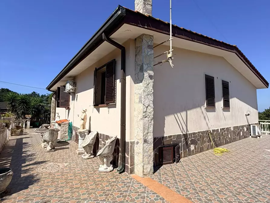 Immagine 24 di Casa indipendente in vendita  in Via delle Acacie 19 a Aprilia