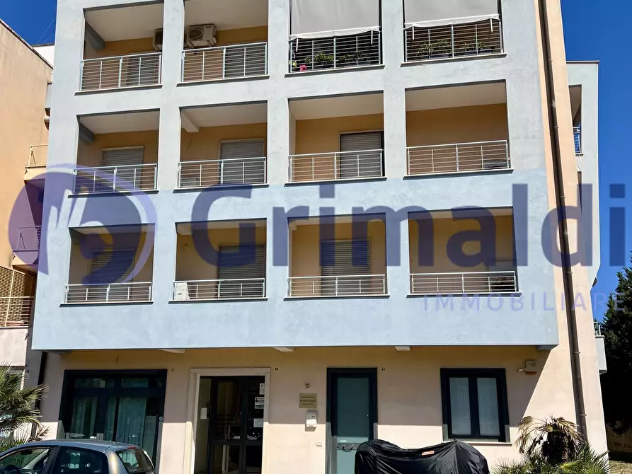 Immagine 21 di Bilocale in vendita  in Via Edoardo de Candia 39 a Lecce