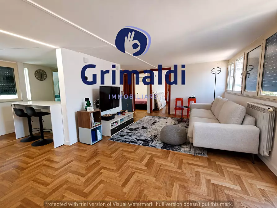 Immagine 21 di Attico in vendita  in Corso Vittorio Emanuele a Napoli
