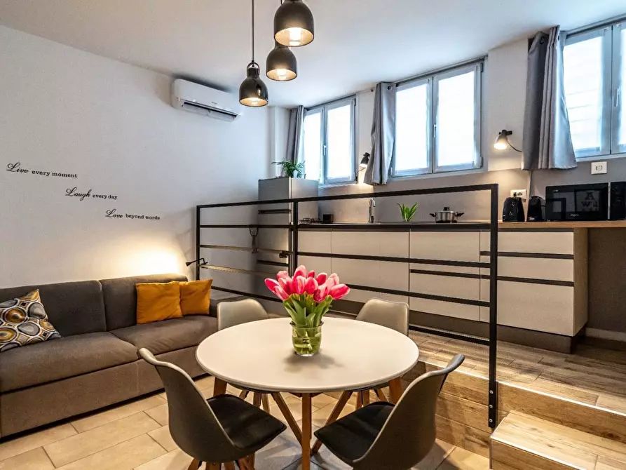 Immagine 1 di Appartamento in vendita  in Via Staro 4 a Milano
