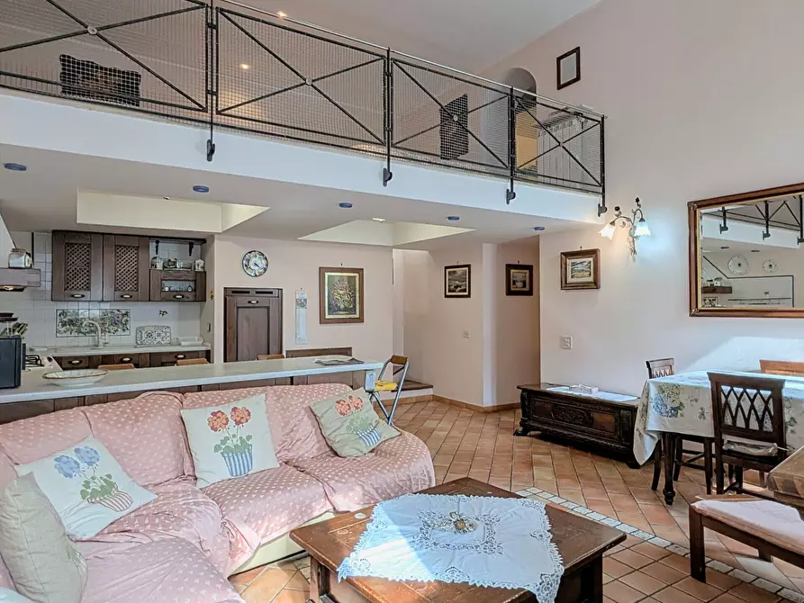 Immagine 8 di Trilocale in vendita  in Piazza Segneri-Soffredini 3 a Nettuno