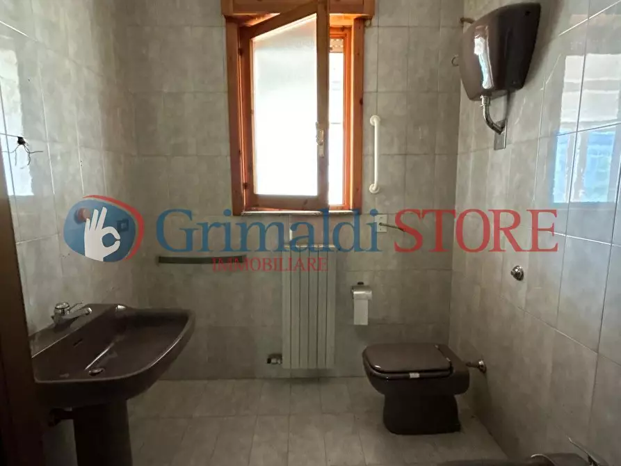 Immagine 11 di Pentalocale in vendita  in Via Giovanni Gentile 3030 a Lecce