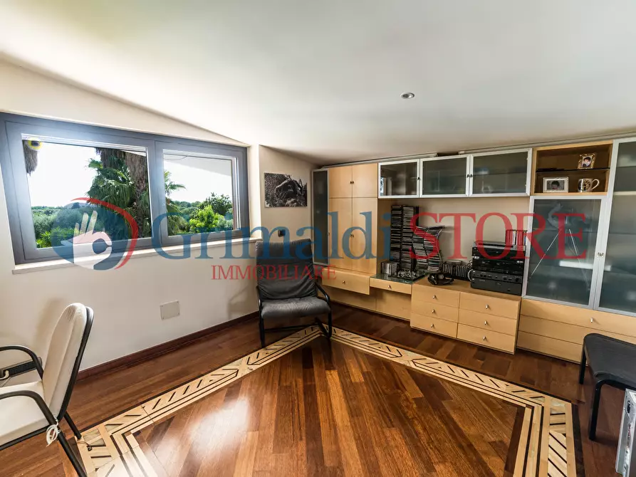 Immagine 33 di Villa in vendita  a Grottaglie