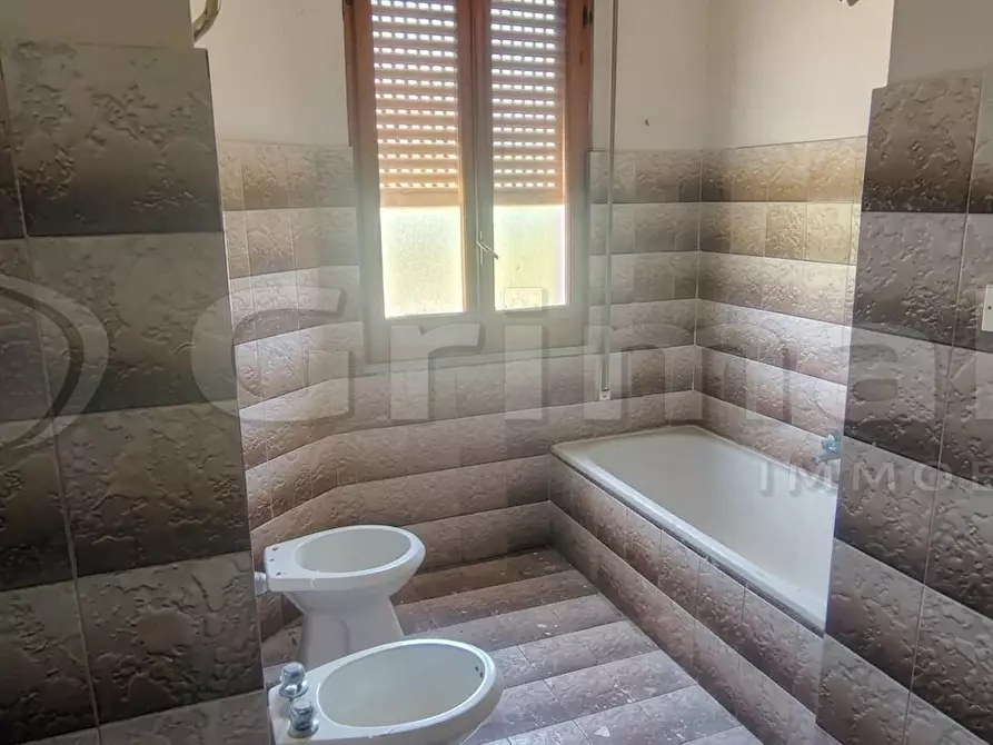 Immagine 39 di Palazzo in vendita  in Via Sferracavallo Snc a San Martino Valle Caudina