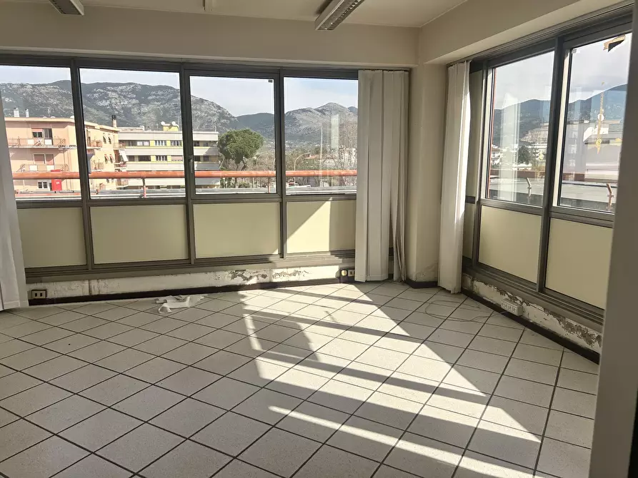 Immagine 4 di Ufficio in vendita  in via delle Arene 234 a Terracina