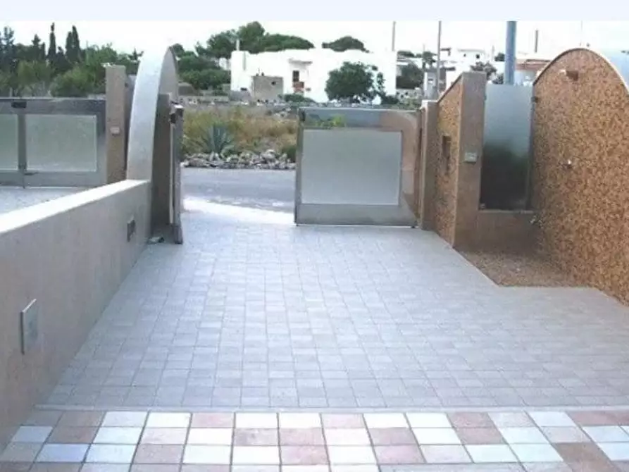 Immagine 3 di Villetta a schiera in vendita  in Via Mille 44 a Ugento