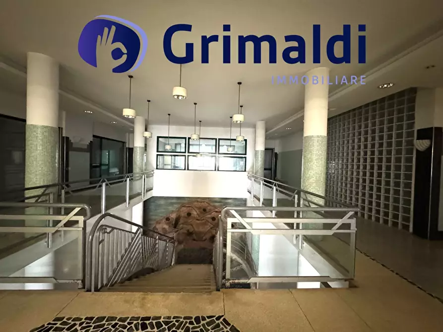 Immagine 5 di Ufficio in affitto  a Napoli