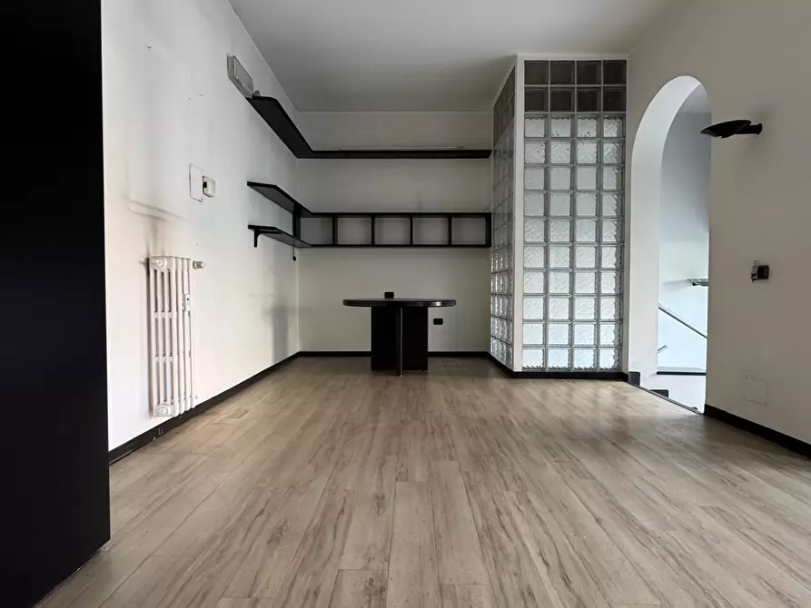 Immagine 8 di Ufficio in vendita  in Viale Paolo Onorato Vigliani 13 a Milano