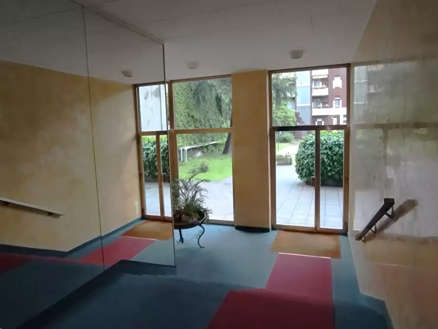 Immagine 35 di Trilocale in affitto  in Via Decembrio 25 a Milano