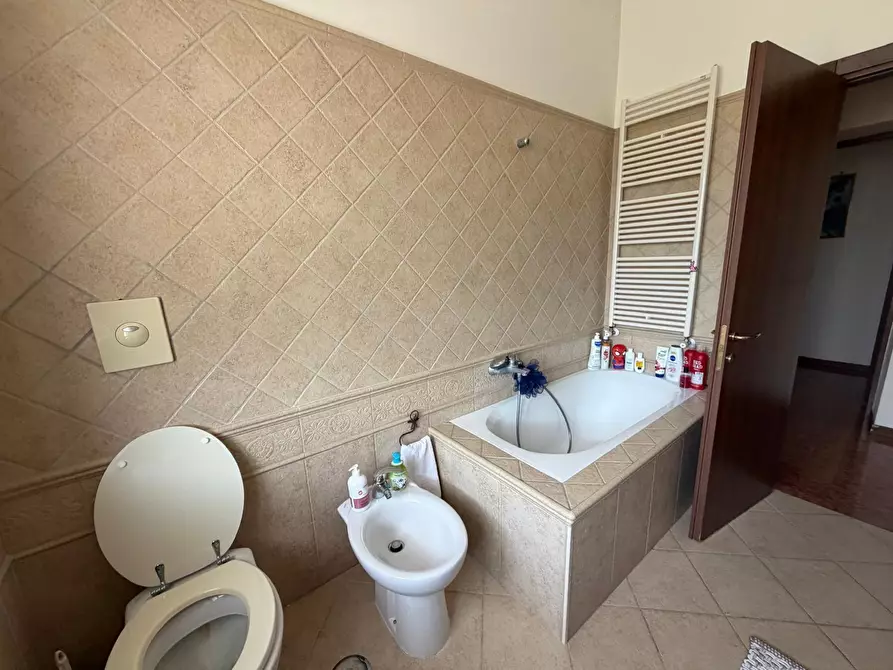 Immagine 15 di Casa indipendente in vendita  in Via Trigno 27 a Aprilia