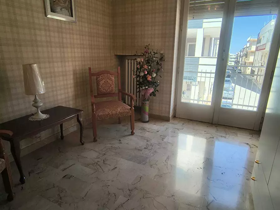 Immagine 8 di Appartamento in vendita  in Via Vincenzo Fato a Castellana Grotte