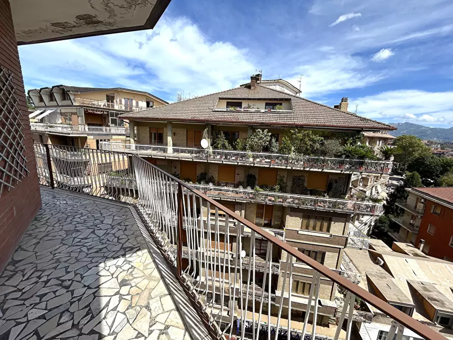 Immagine 27 di Quadrilocale in vendita  in Via Tagliamento 165 a Avellino