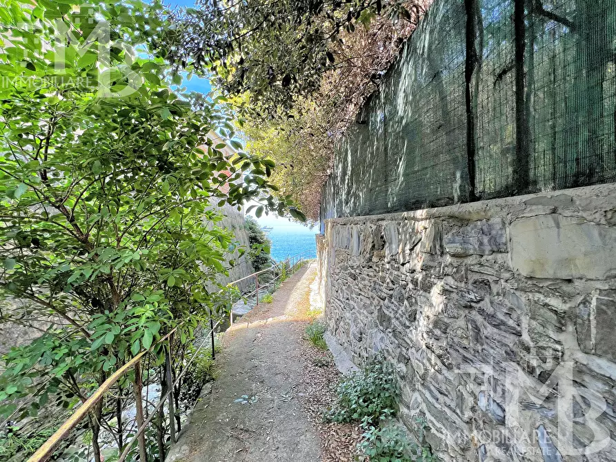 Immagine 36 di Bilocale in vendita  in Via Romagneno 64 a Recco
