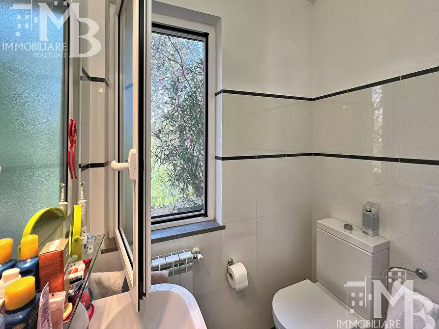 Immagine 5 di Casa indipendente in vendita  in Via Pietrafitta 1 a Avegno